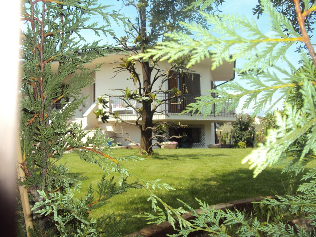 B&B Rosa Del Garda Lazise Buitenkant foto