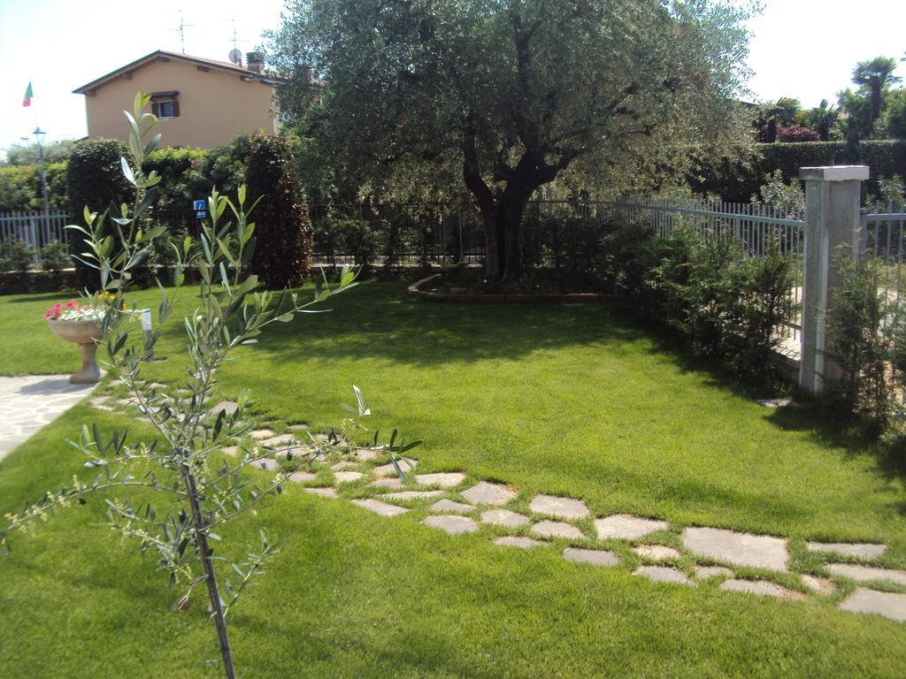 B&B Rosa Del Garda Lazise Buitenkant foto