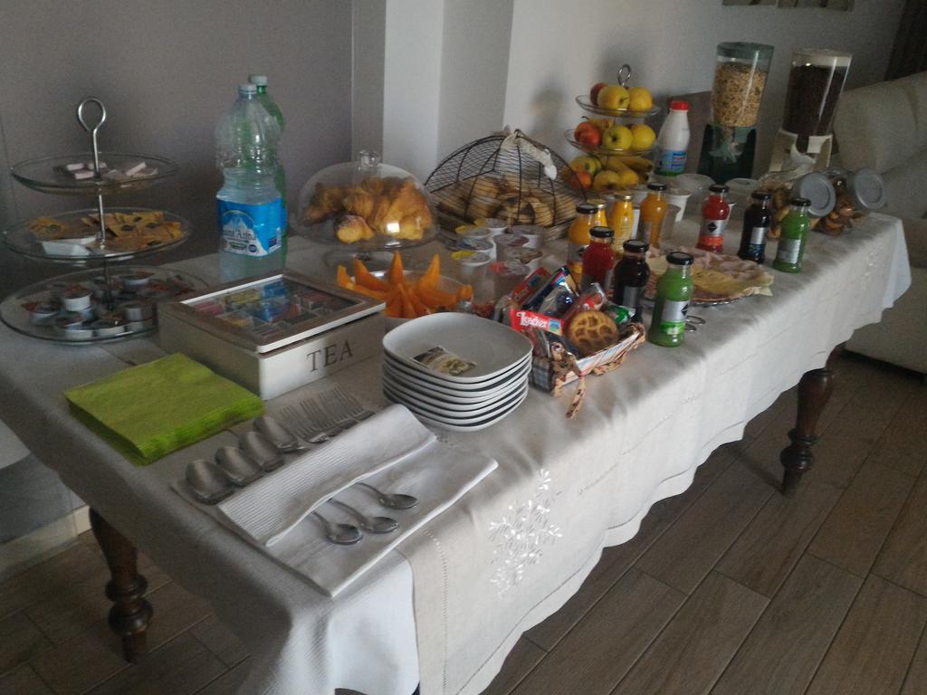B&B Rosa Del Garda Lazise Buitenkant foto